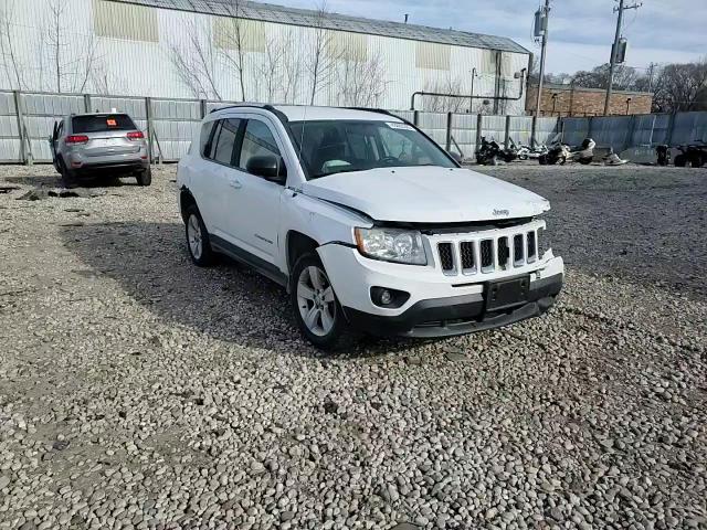 2012 Jeep Compass - Image 11