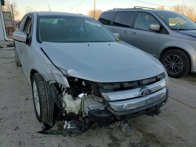 2012 Ford Fusion - Image 13