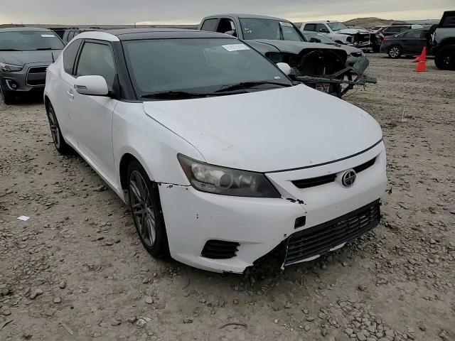2012 Toyota tC - Image 11