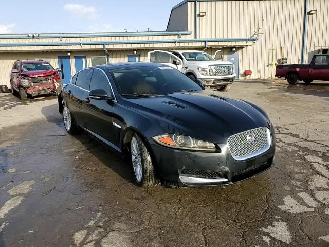 2012 Jaguar XF - Image 14