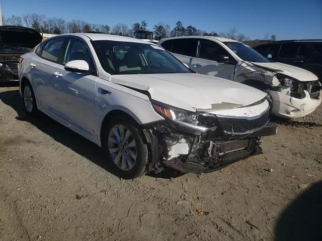 2018 Kia Optima - Image 11