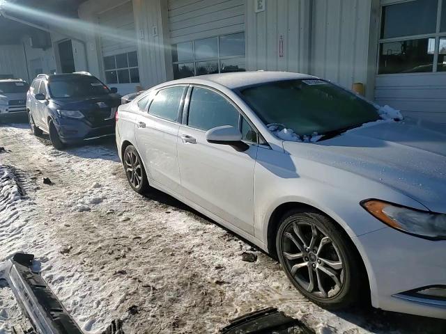 2017 Ford Fusion - Image 11