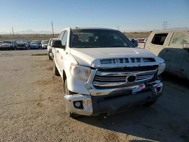 2017 Toyota Tundra - Image 11