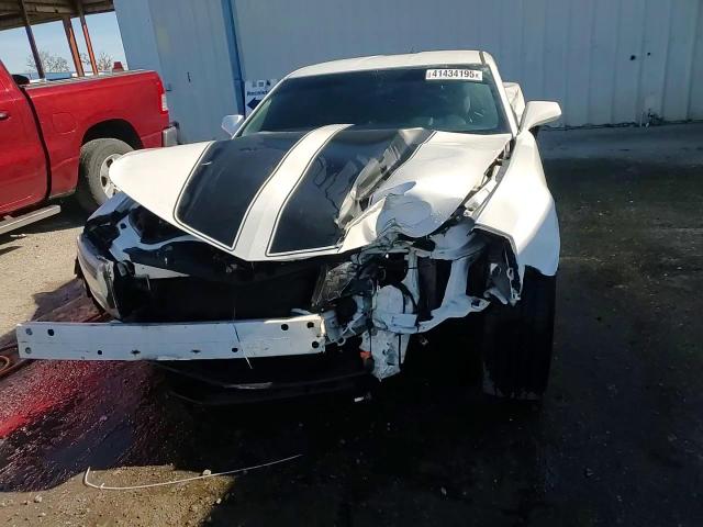 2015 Chevrolet Camaro - Image 13