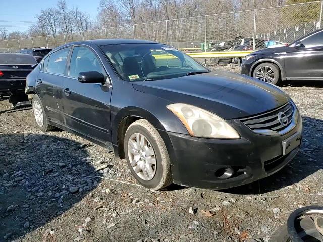 2010 Nissan Altima - Image 11