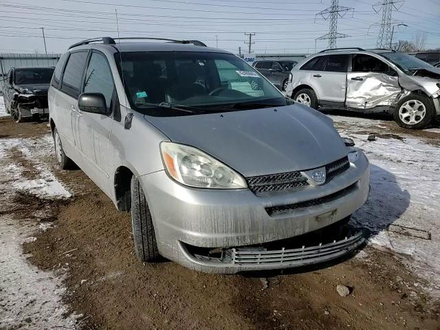 2004 Toyota Sienna - Image 12