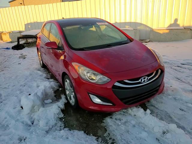 2014 Hyundai Elantra - Image 13