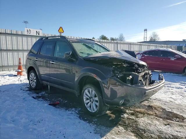2013 Subaru Forester - Image 12