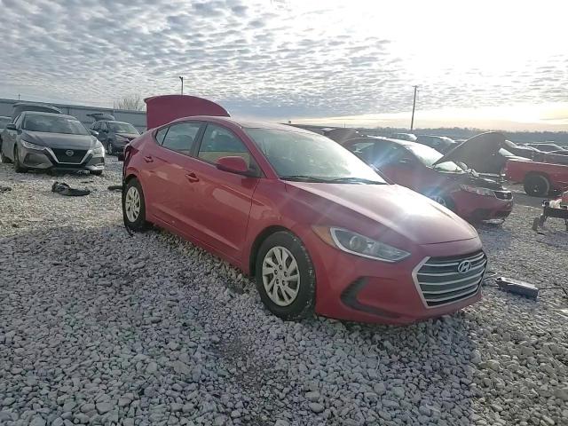 2017 Hyundai Elantra - Image 10