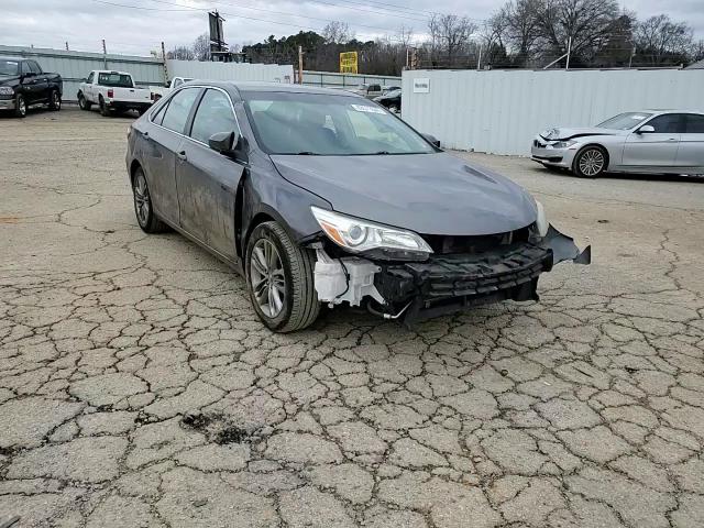 2015 Toyota Camry - Image 11
