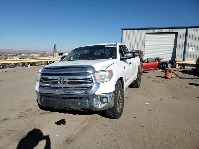 2016 Toyota Tundra - Image 11