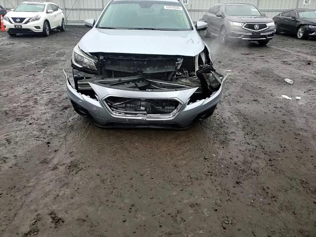 2018 Subaru Outback - Image 11