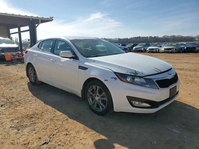 2013 Kia Optima - Image 13