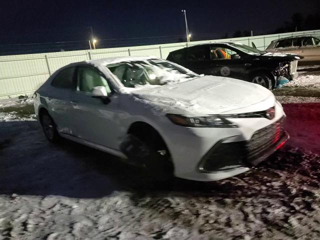 2024 Toyota Camry - Image 10