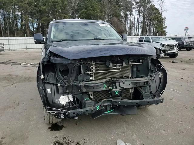 2015 Infiniti QX80 - Image 11