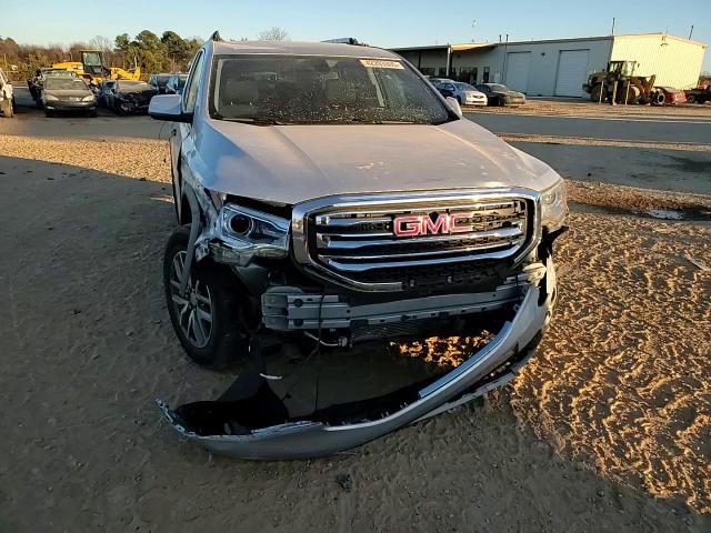 2019 GMC Acadia - Image 11