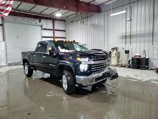 2023 Chevrolet Silverado - Image 14