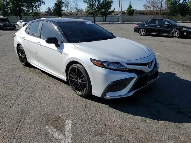 2021 Toyota Camry - Image 11