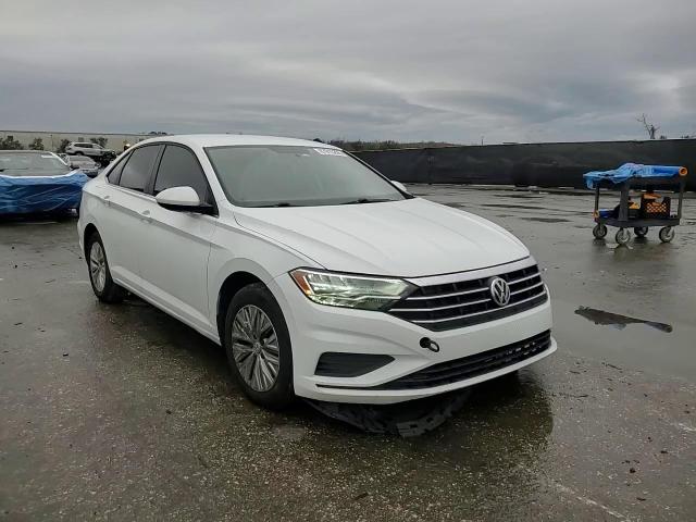 2019 Volkswagen Jetta - Image 14