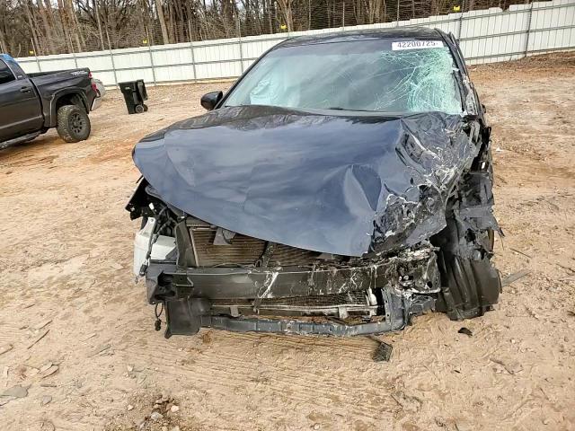 2016 Toyota Camry - Image 10