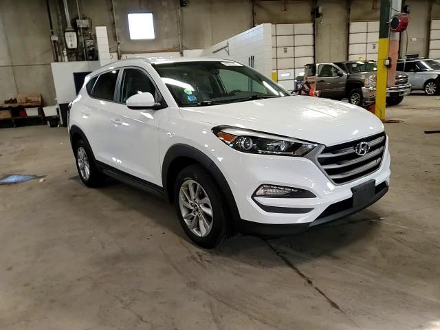2016 Hyundai Tucson - Image 12