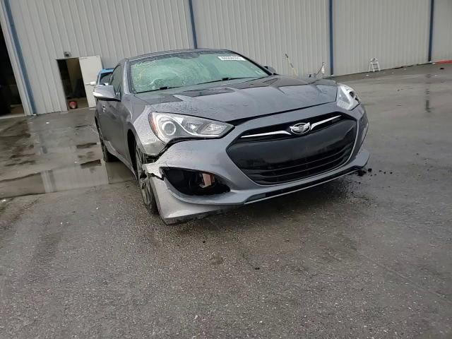 2014 Hyundai Genesis - Image 11