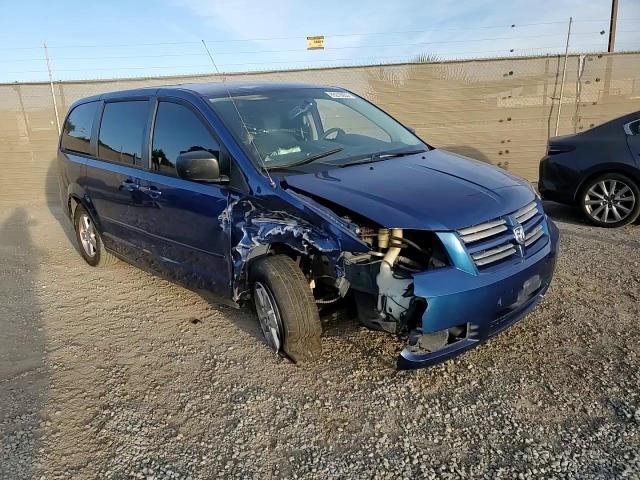 2010 Dodge Caravan - Image 12