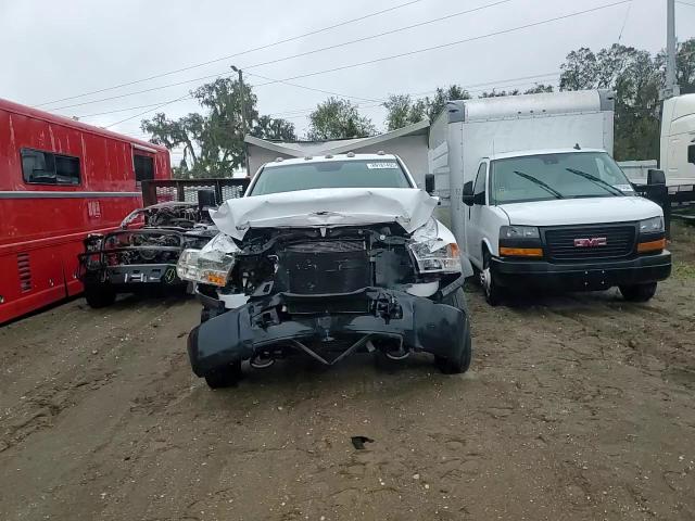 2017 RAM 5500 - Image 13