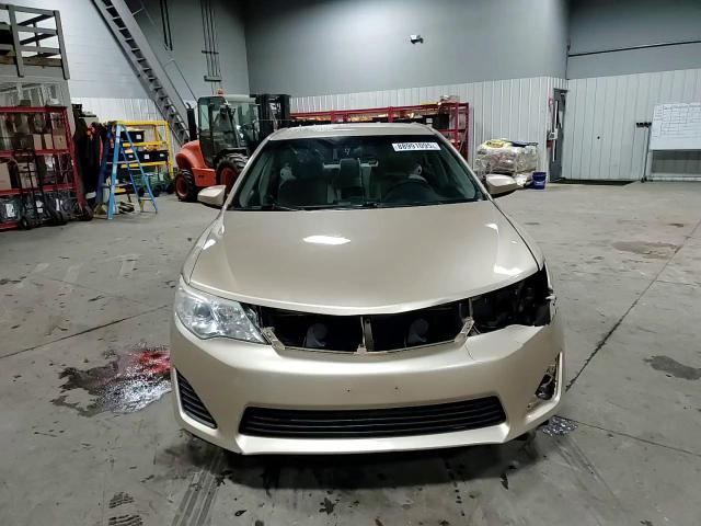 2012 Toyota Camry - Image 10