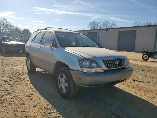 1999 Lexus RX - Image 11