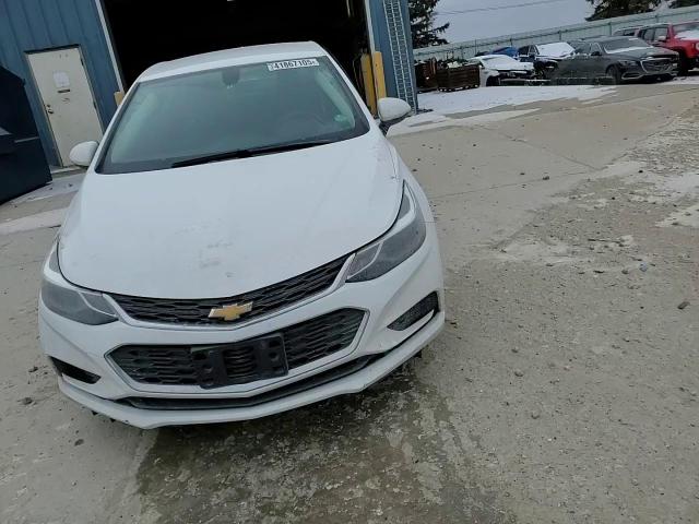 2017 Chevrolet Cruze - Image 11
