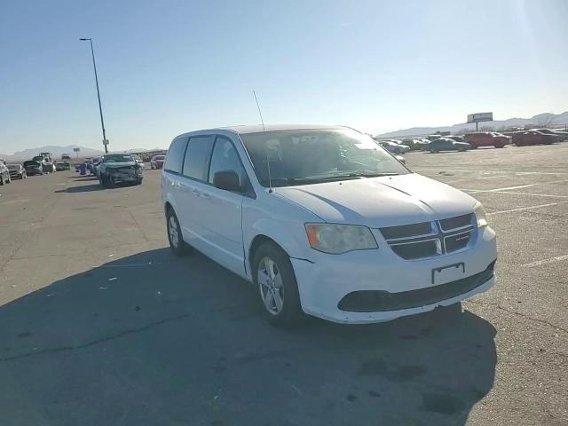 2014 Dodge Caravan - Image 12