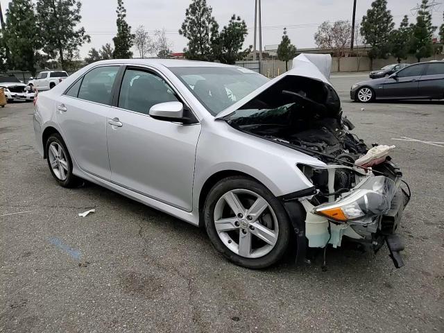 2013 Toyota Camry - Image 11
