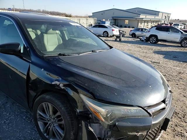 2015 Toyota Camry - Image 11