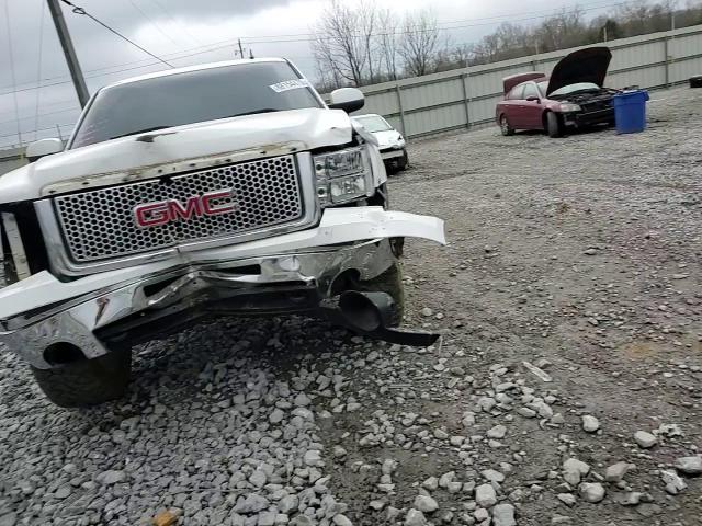 2012 GMC Sierra - Image 10