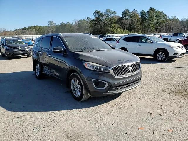 2017 Kia Sorento - Image 12
