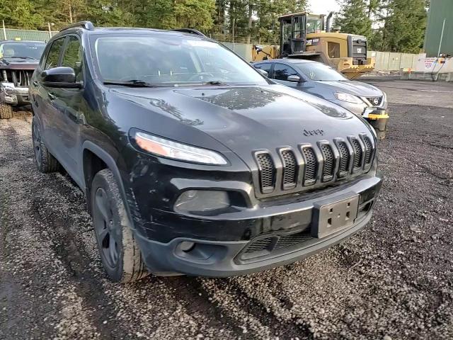 2015 Jeep Grand Cherokee - Image 12