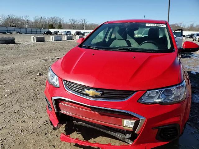 2020 Chevrolet Sonic - Image 13