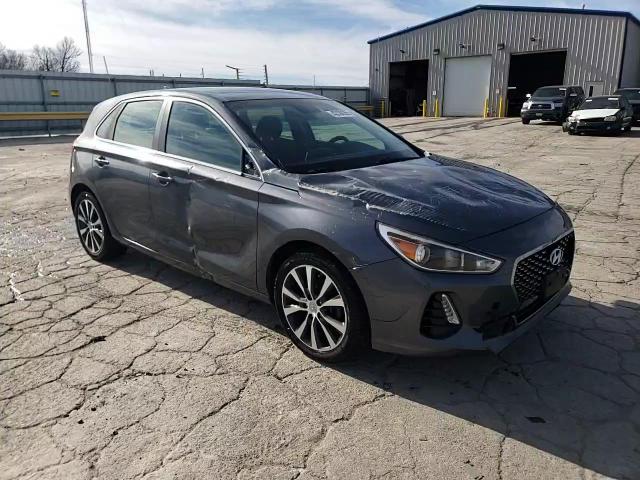 2018 Hyundai Elantra - Image 14