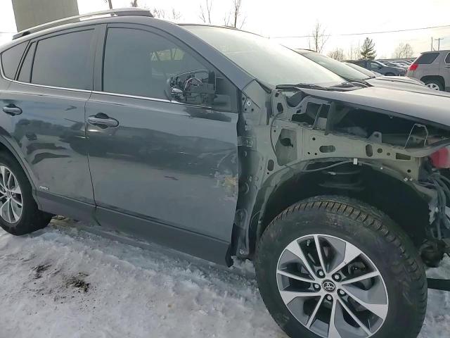 2017 Toyota RAV 4 - Image 11