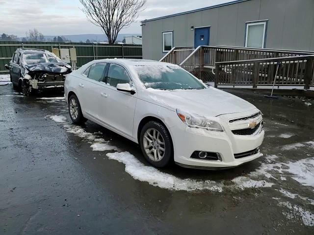 2013 Chevrolet Malibu - Image 13