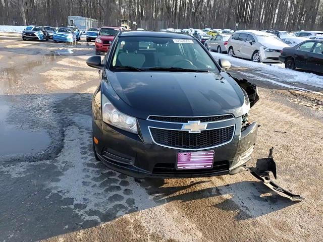 2014 Chevrolet Cruze - Image 13