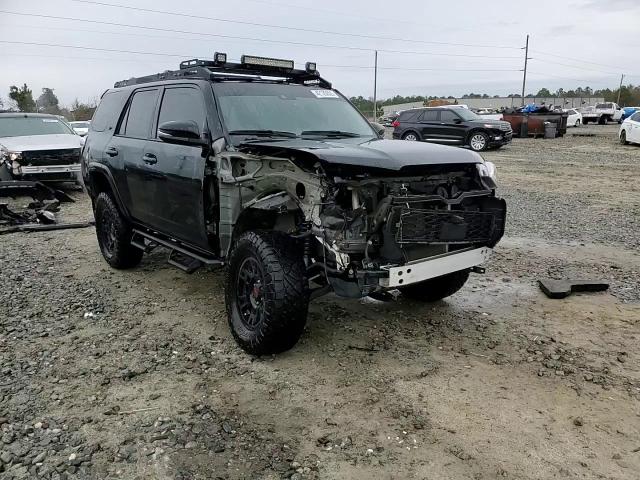 2022 Toyota 4Runner - Image 15