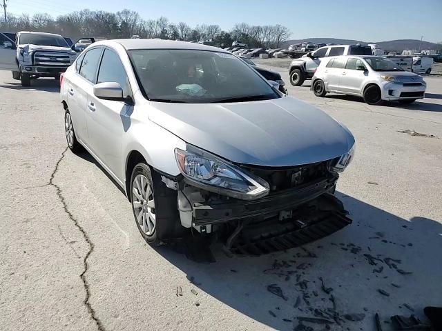 2019 Nissan Sentra - Image 11