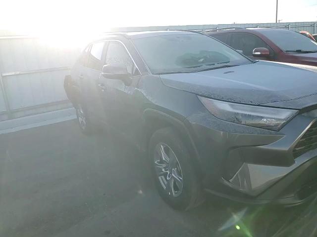 2023 Toyota RAV 4 - Image 10