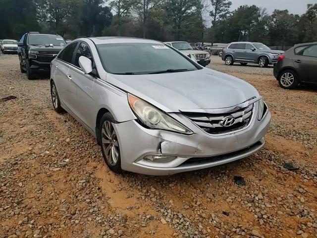 2013 Hyundai Sonata - Image 11