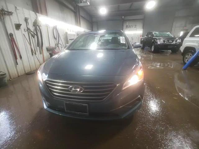 2016 Hyundai Sonata - Image 14