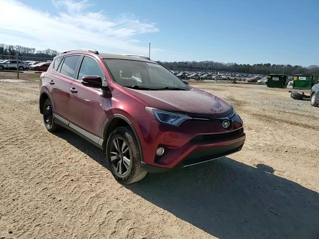 2018 Toyota RAV 4 - Image 12