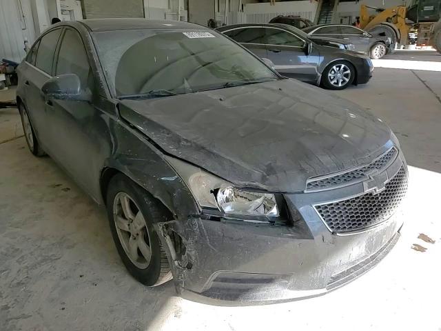 2013 Chevrolet Cruze - Image 11