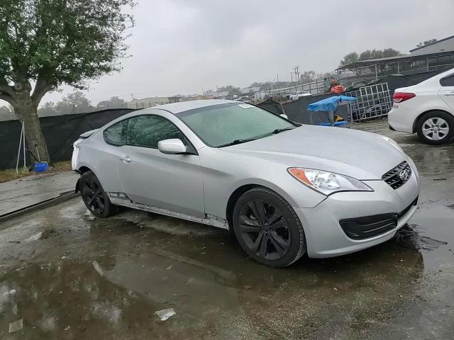 2012 Hyundai Genesis - Image 11
